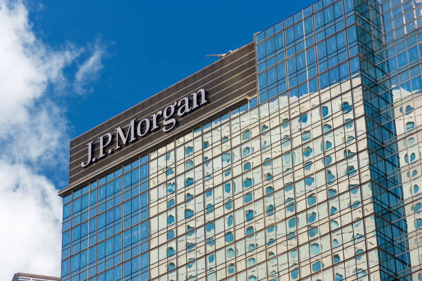 JP Morgan employee files whistle-blower lawsuit